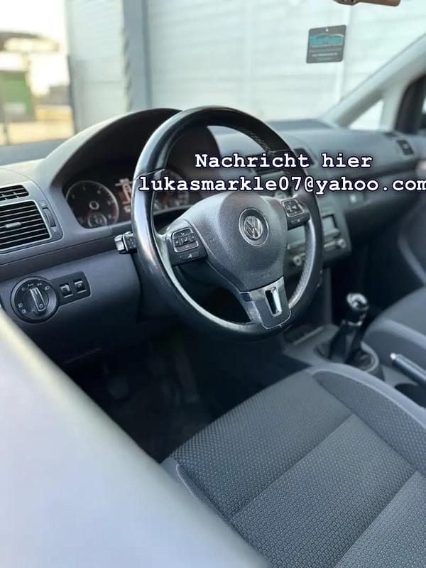 Gebraucht VW Touran 105 PS (77 kW) 2014 Schwarz Van / Kleinbus