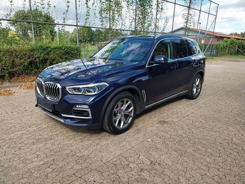 Blau Gebraucht 2020 BMW X5 xLine SUV | 36.980 € (Teuer) - Bild 1/4