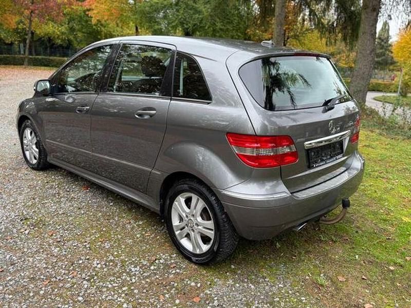 Gebraucht Mercedes B170 103 PS (75 kW) 2008 Andere Van / Kleinbus