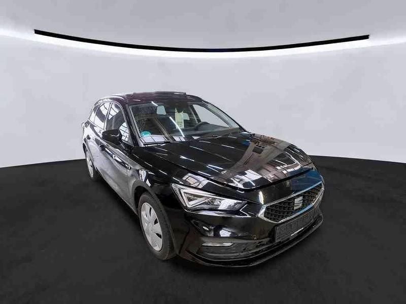 Mitternachtsschwarz Gebraucht 2022 Seat Leon ST Beats Kombi | 19.990 € (Guter Preis) - Bild 1/4