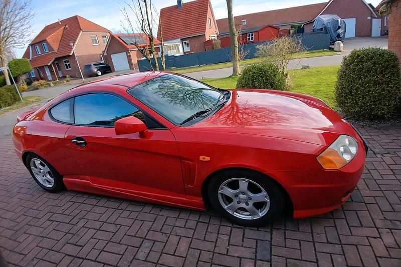 Gebraucht Hyundai Coupé 140 PS (102 kW) 2001 Rot Coupé