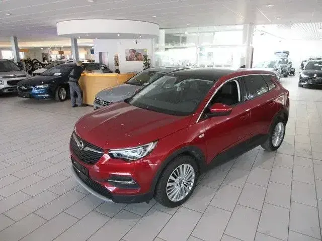 Gebraucht Opel Grandland X Innovation 131 PS (96 kW) 2020 Rot SUV