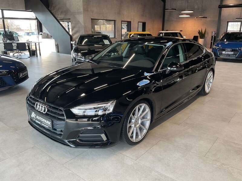 Brillantschwarz Gebraucht 2019 Audi A5 Sportback Sport Limousine | 23.980 € (Fairer Preis) - Bild 1/4