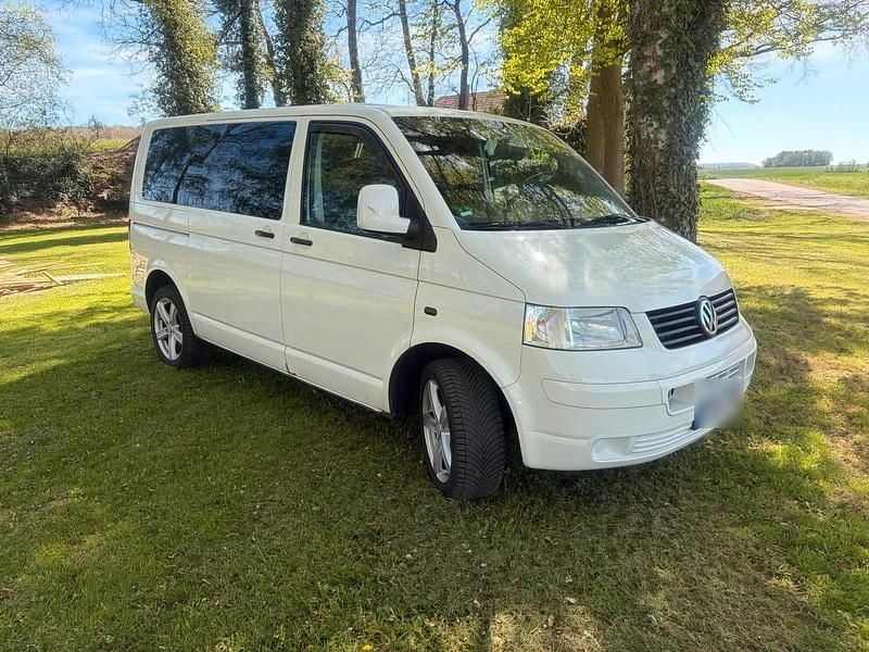 Gebraucht VW Caravelle 105 PS (77 kW) 2007 Weiß Van