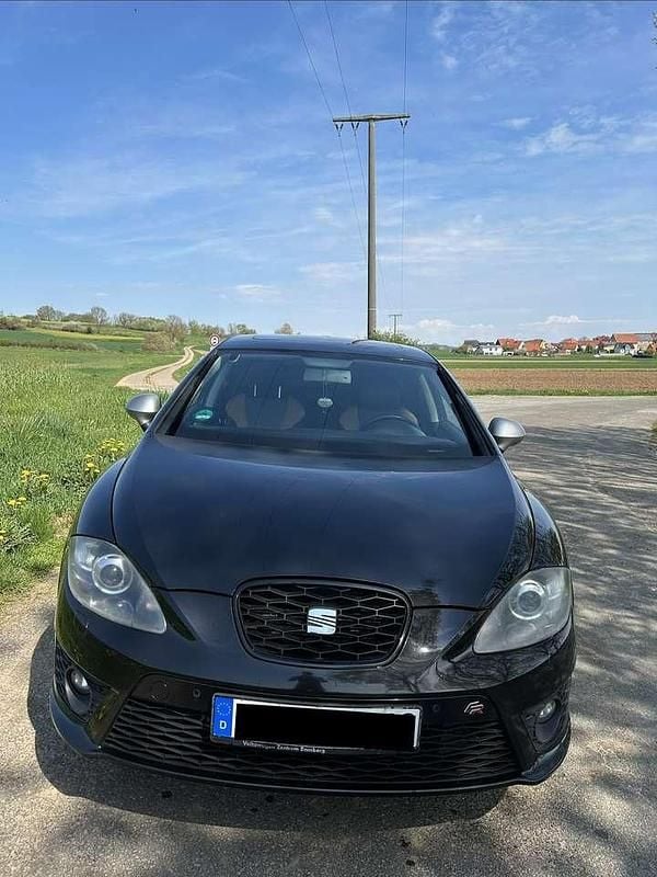Second-hand Seat Leon FR 170 CP (125 kW) 2011 Negru Hatchback