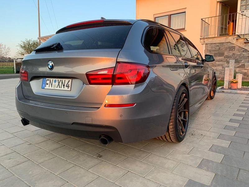 Grau Gebraucht 2012 BMW 535 Performance Kombi | 16.600 € (Fairer Preis) - Bild 1/4