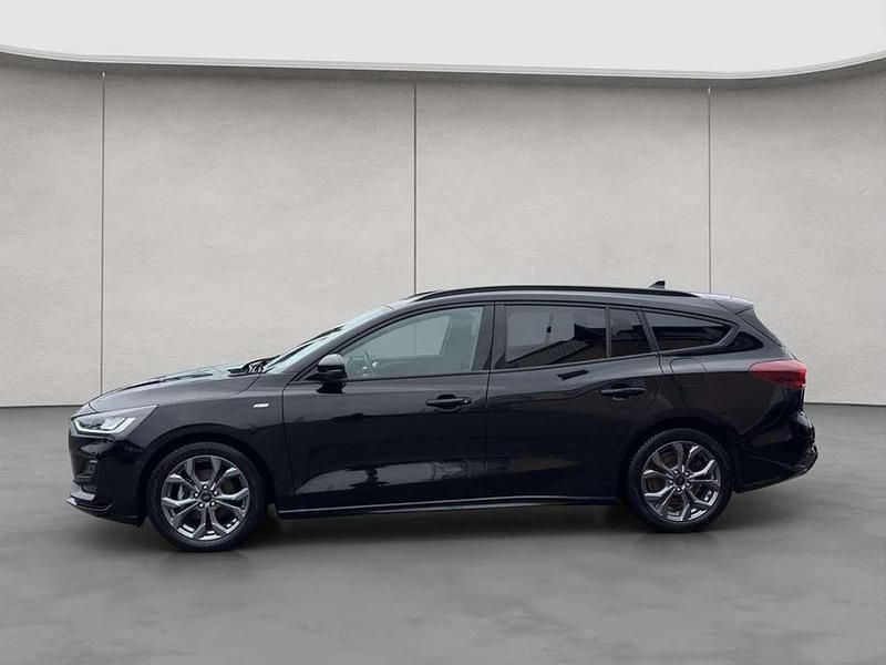Gebraucht Ford Focus ST-Line X 125 PS (91 kW) 2023 Agate black metallic Kombi