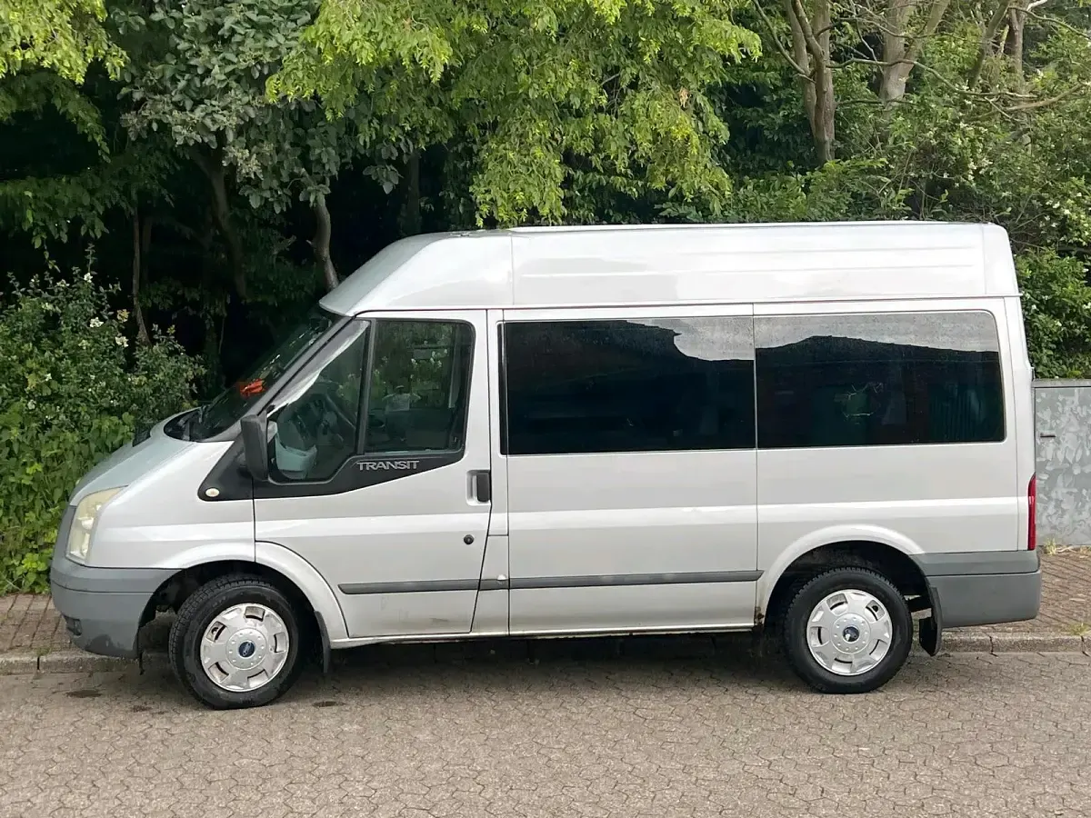 Gebraucht Ford Transit 101 PS (74 kW) 2012 Silber Van / Kleinbus