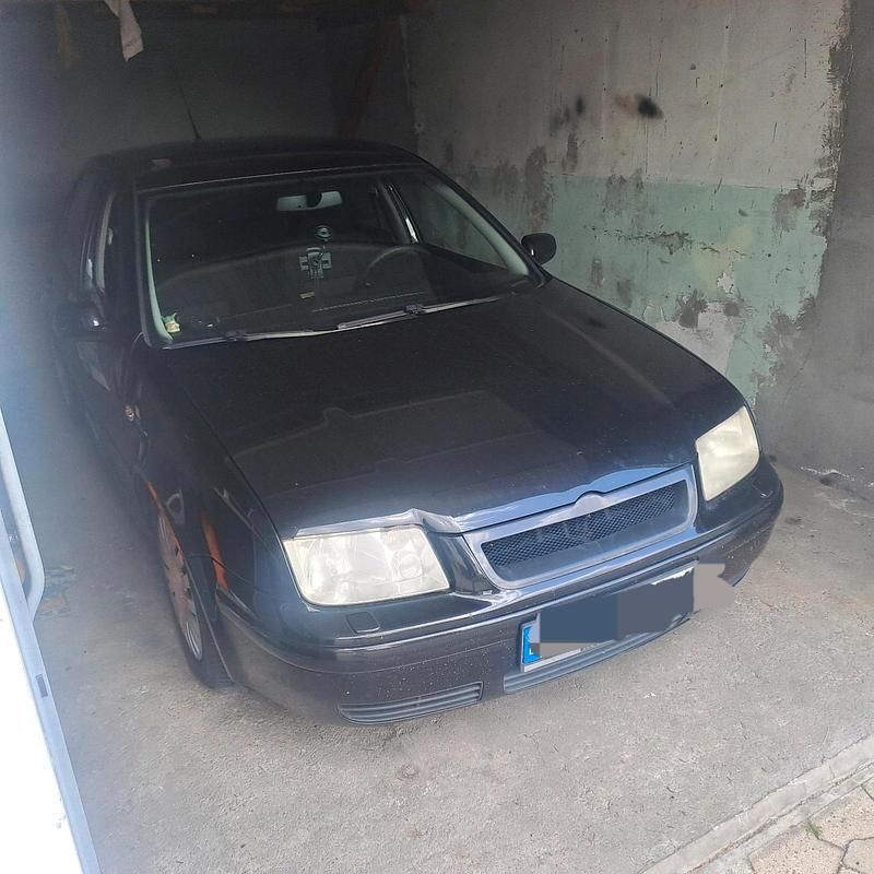 Schwarz Gebraucht 1999 VW Bora Limousine | 600 € (Superpreis) - Bild 1/2