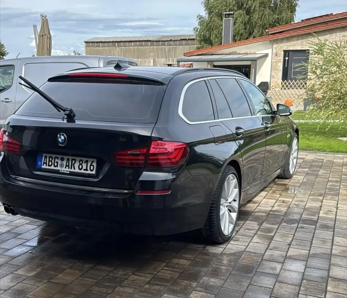 Gebraucht BMW 525 218 PS (160 kW) 2013 Schwarz Kombi