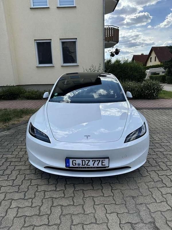 Gebraucht Tesla Model 3 Standard Range 208 kW (283 PS) 2023 Limousine