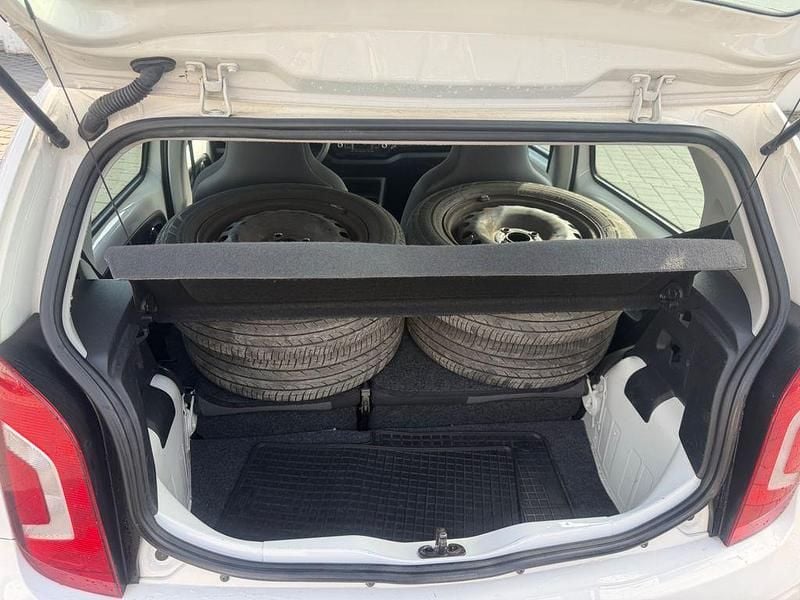 Gebraucht VW up! high up! 68 PS (50 kW) 2015 Kleinwagen