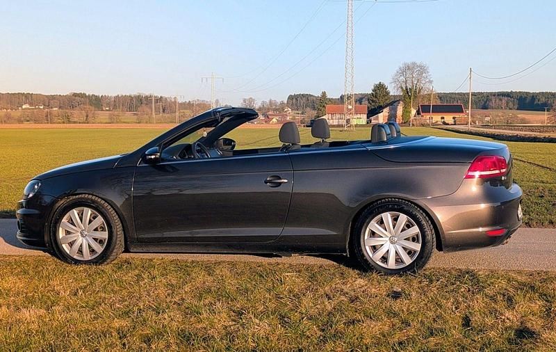 Usata VW Eos 122 CV (89 kW) 2011 Marrone Cabrio
