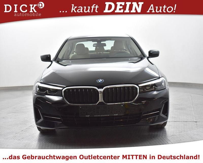 Gebraucht BMW 530e 292 PS (214 kW) 2022 Schwarz Limousine