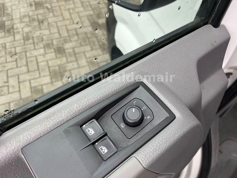 Gebraucht VW Crafter 140 PS (102 kW) 2022 Weiß Van