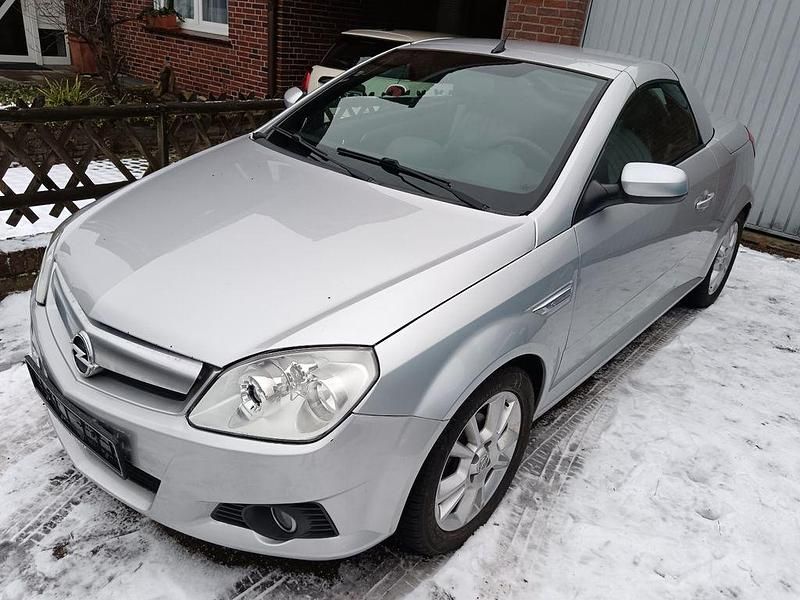 Gebraucht Opel Tigra Edition 125 PS (91 kW) 2008 Silber Cabrio
