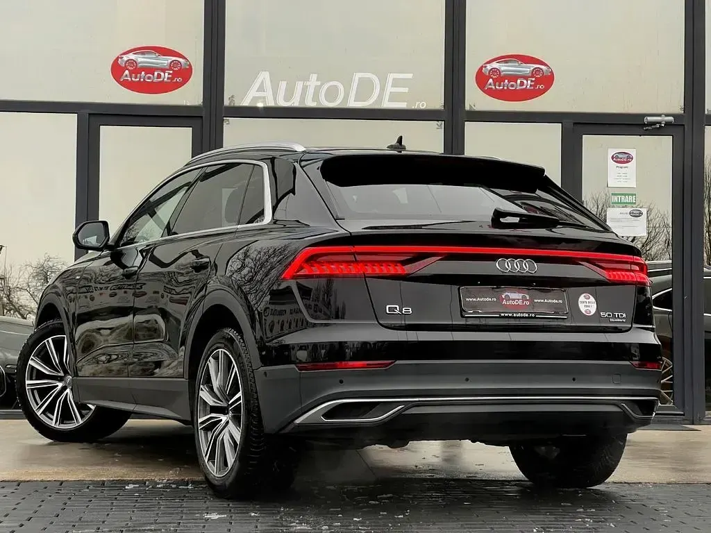 Gebraucht Audi Q8 286 PS (210 kW) 2020 Schwarz SUV
