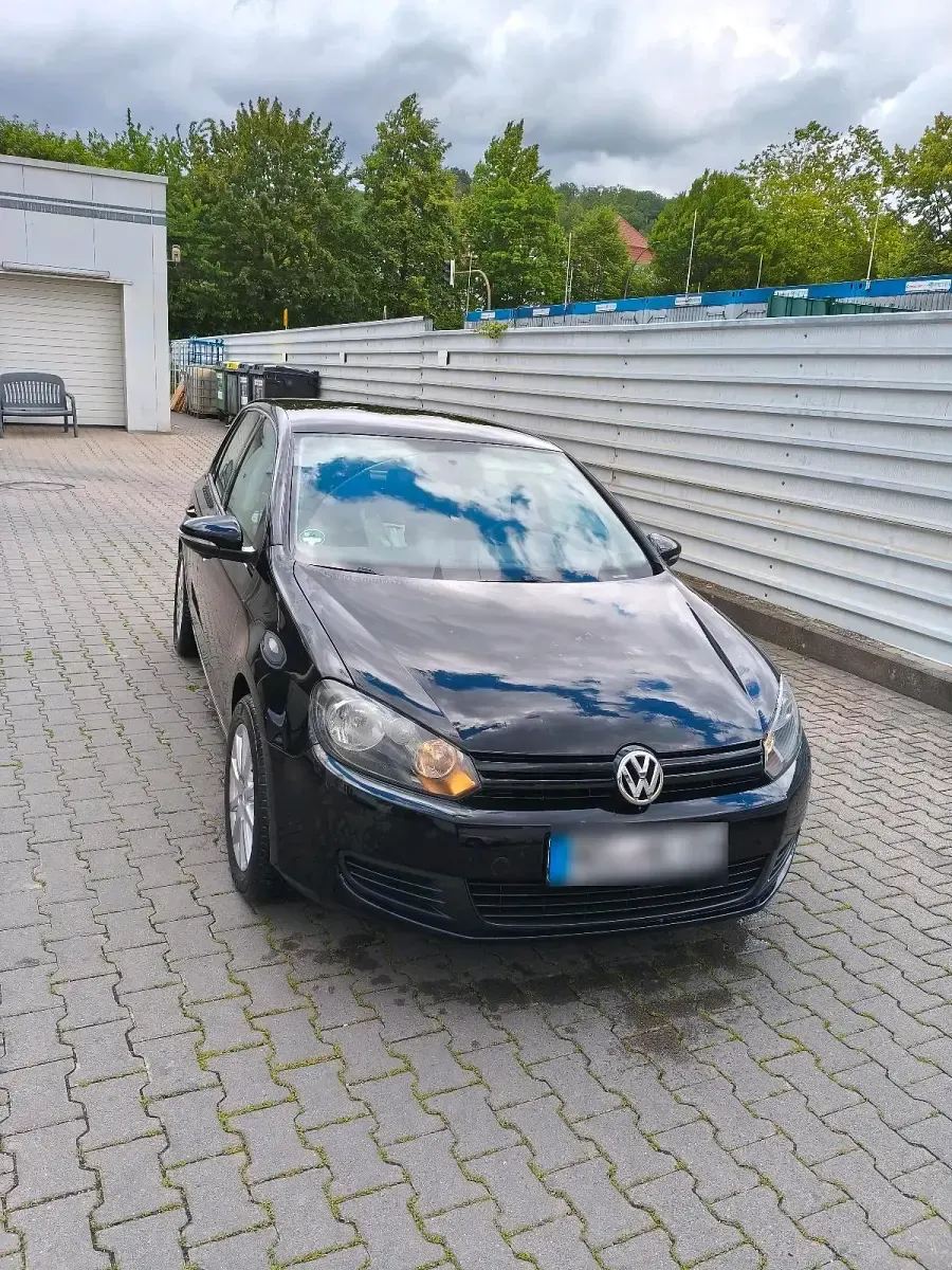 Gebraucht VW Golf VI 80 PS (58 kW) 2010 Schwarz Kleinwagen