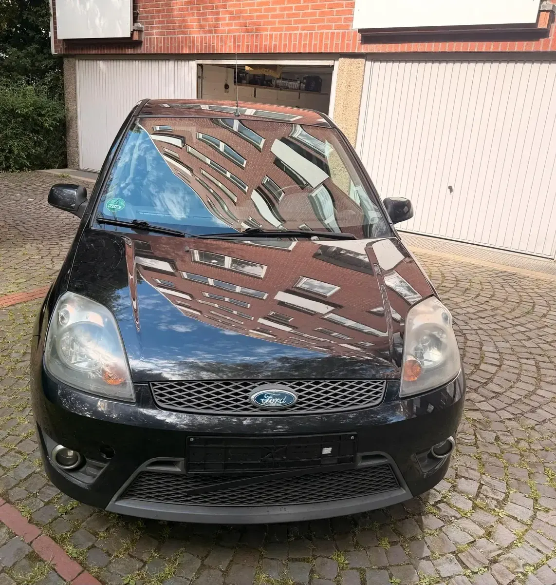 Gebraucht Ford Fiesta 69 PS (50 kW) 2007 Schwarz Kleinwagen