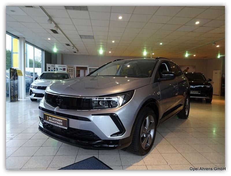 Grau Gebraucht 2024 Opel Grandland X GS Line SUV | 25.975 € (Fairer Preis) - Bild 1/4