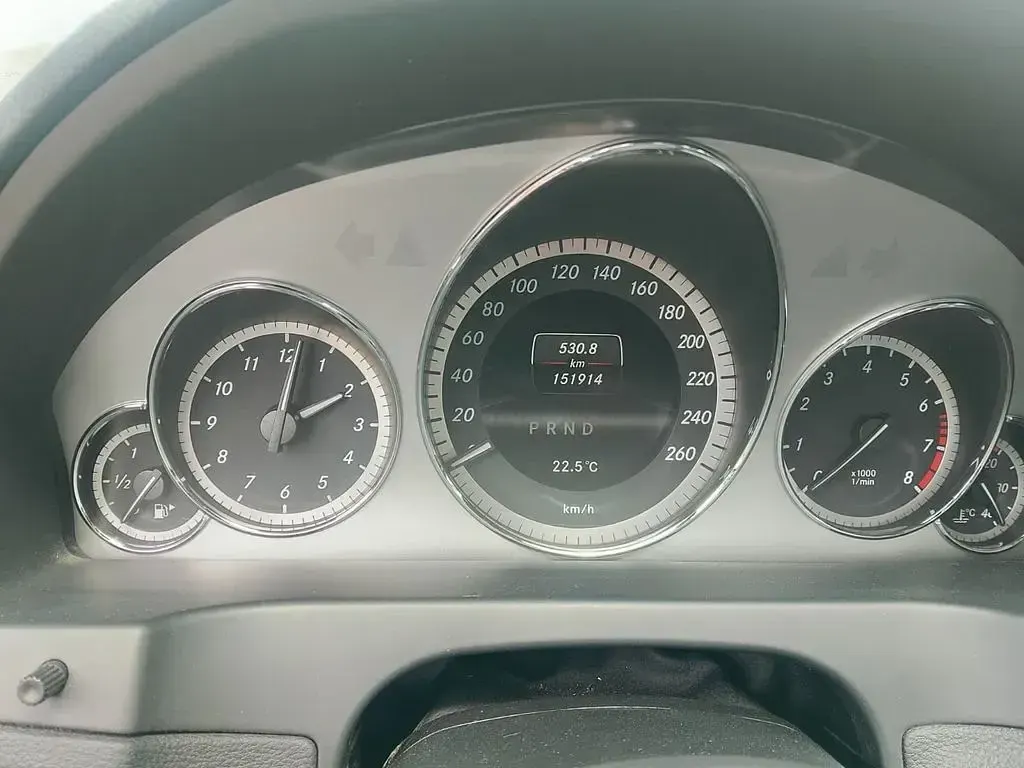 Gebraucht Mercedes E200 184 PS (135 kW) 2013 Schwarz Coupé