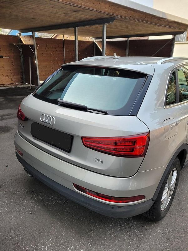 Gebraucht Audi Q3 120 PS (88 kW) 2017 Silber SUV