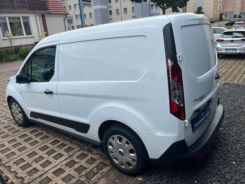 Gebraucht Ford Transit Trend 120 PS (88 kW) 2018 Weiß Pickup