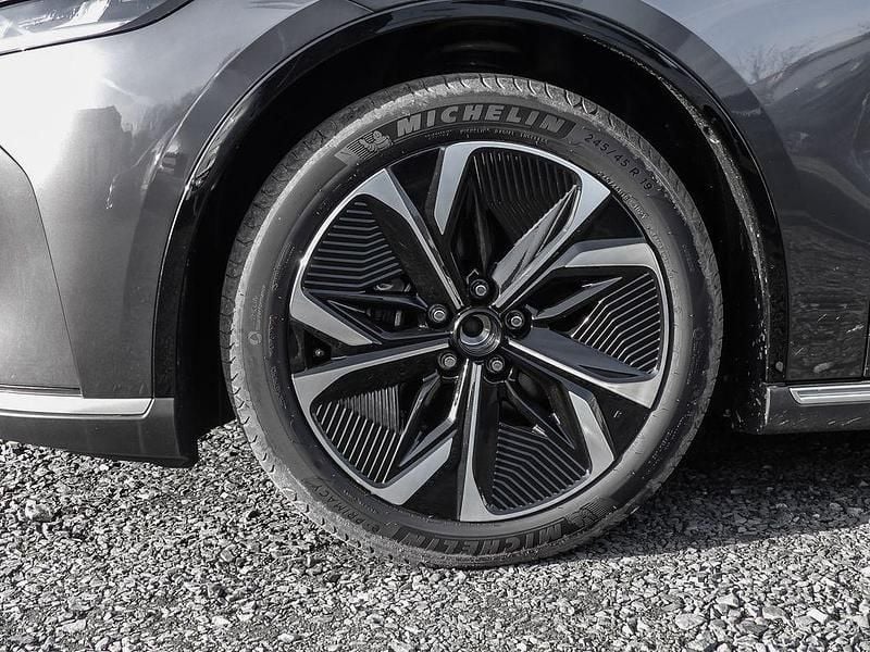 Neu Mazda 6e Takumi-Line 180 kW (245 PS) 2026 Machine grey Limousine