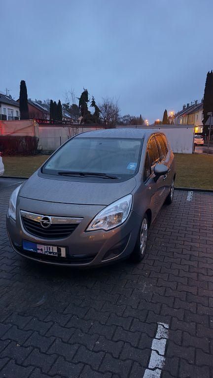 Gebraucht Opel Meriva Edition 120 PS (88 kW) 2013 Grau Van / Kleinbus