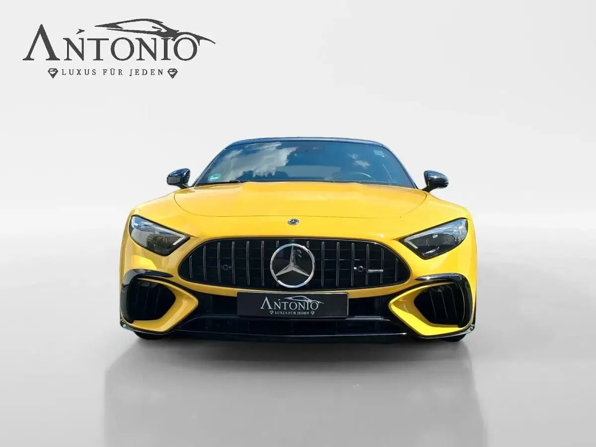 Gebraucht Mercedes SL63 AMG 585 PS (430 kW) 2023 Gelb Cabrio