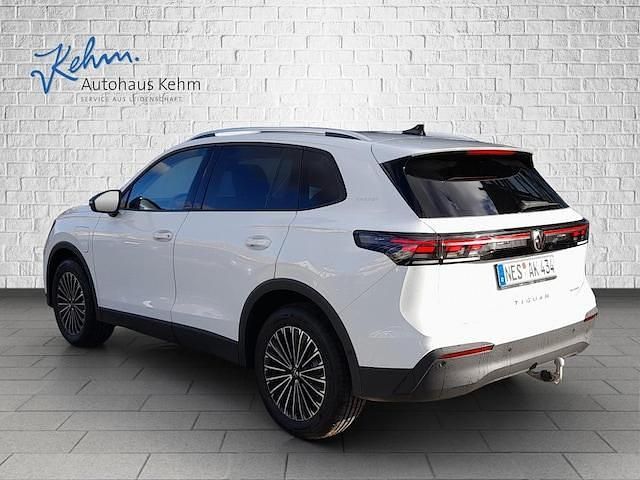 Gebraucht VW Tiguan Life 204 PS (150 kW) 2025 Weiß SUV