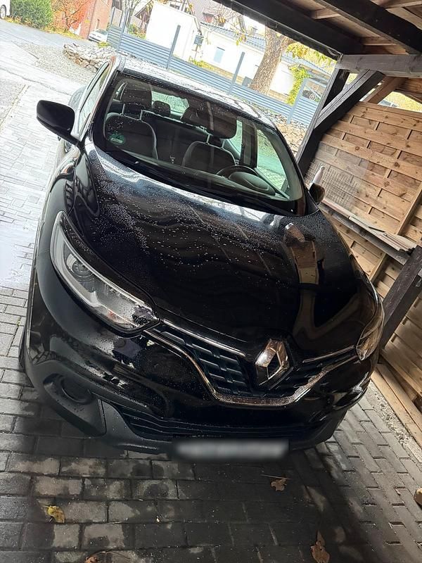 Schwarz Gebraucht 2016 Renault Kadjar SUV | 8.200 € (Superpreis) - Bild 1/4