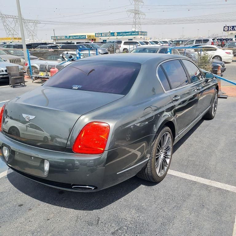 Grau Gebraucht 2007 Bentley Continental Flying Spur Limousine | 32.000 € (Fairer Preis) - Bild 1/4