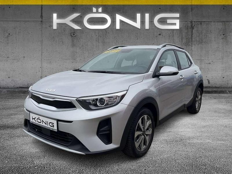 Seidensilber Gebraucht 2023 Kia Stonic Vision SUV | 19.489 € (Guter Preis) - Bild 1/4