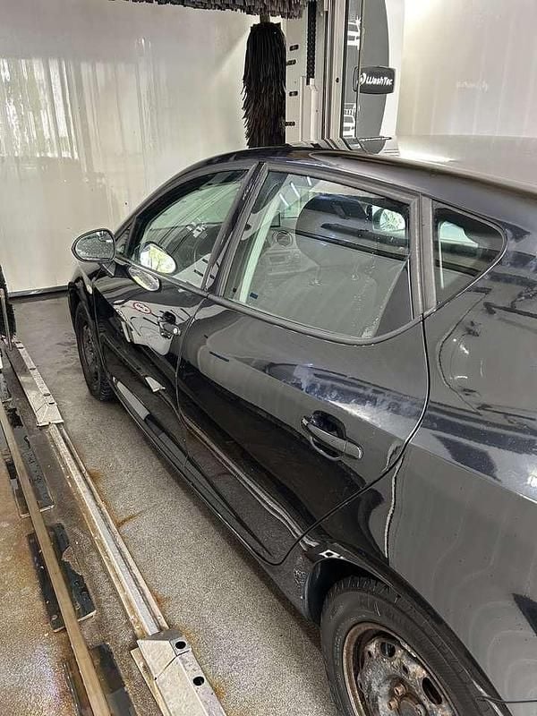 Gebraucht Seat Ibiza Style 86 PS (63 kW) 2013 Schwarz Kleinwagen