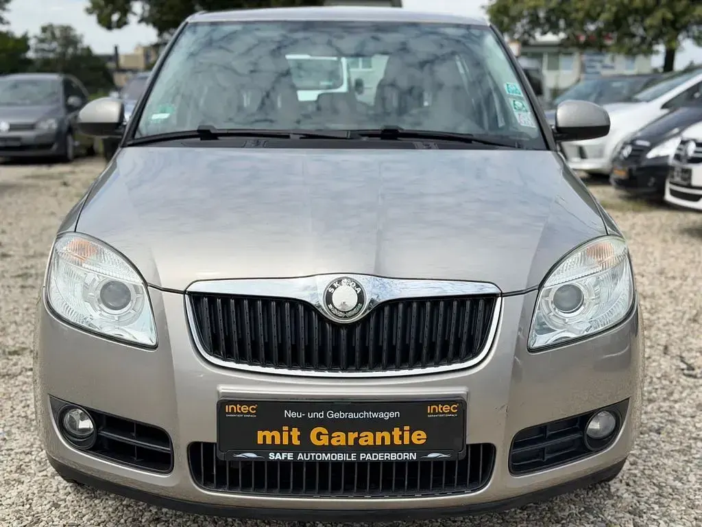 Gebraucht Skoda Fabia Ambiente 60 PS (44 kW) 2008 Beige Limousine