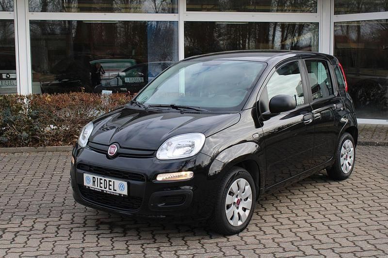 Gebraucht Fiat Panda Pop 69 PS (50 kW) 2015 Schwarz Kleinwagen