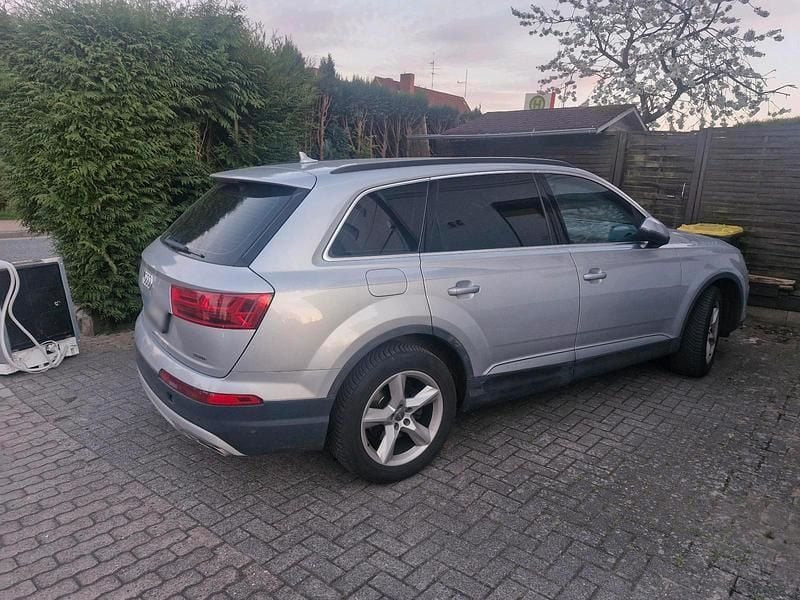 Second-hand Audi Q7 2017 SUV