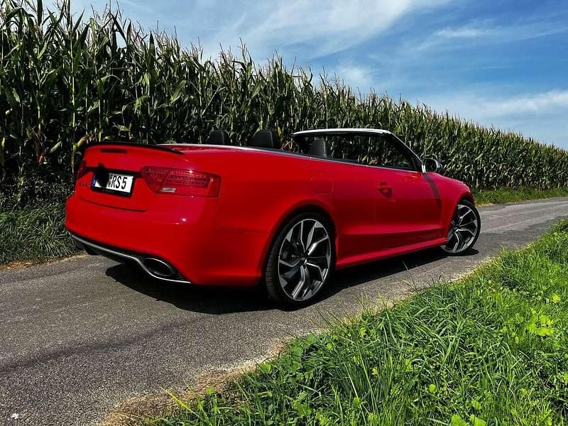 Gebraucht Audi RS5 Advanced 450 PS (330 kW) 2013 Rot Cabrio