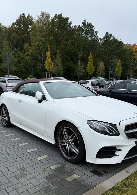 Gebraucht Mercedes E350 AMG 286 PS (210 kW) 2019 Weiß Cabrio