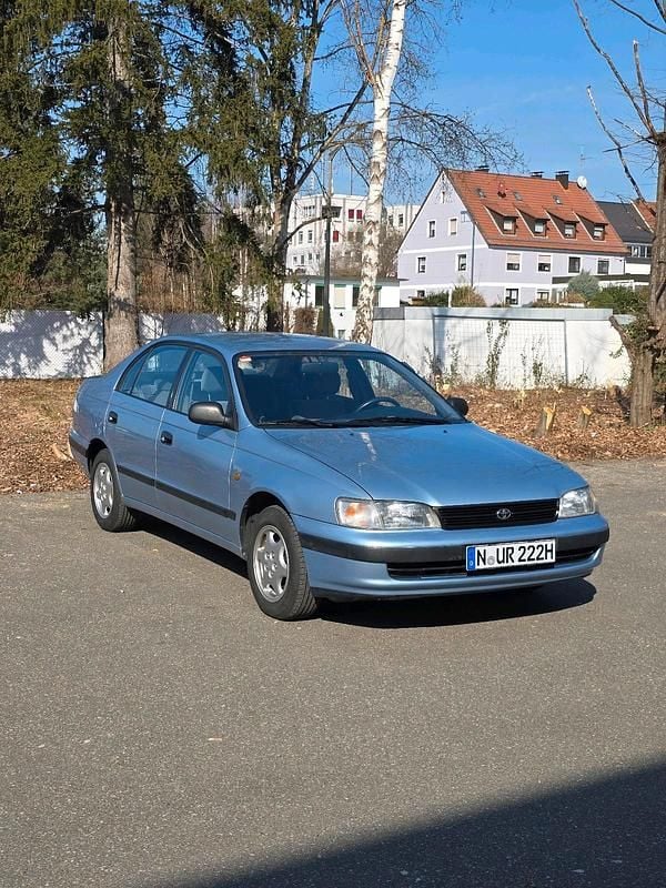 Blau Gebraucht 1993 Toyota Carina E Limousine | 5.000 € - Bild 1/4
