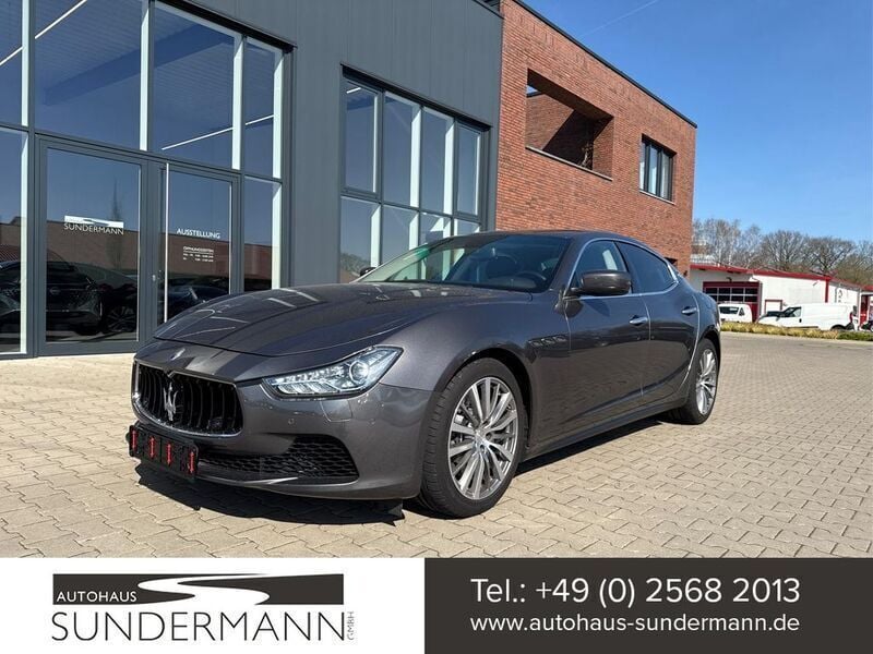 Grau Gebraucht 2015 Maserati Ghibli Coupé | 24.999 € (Superpreis) - Bild 1/4