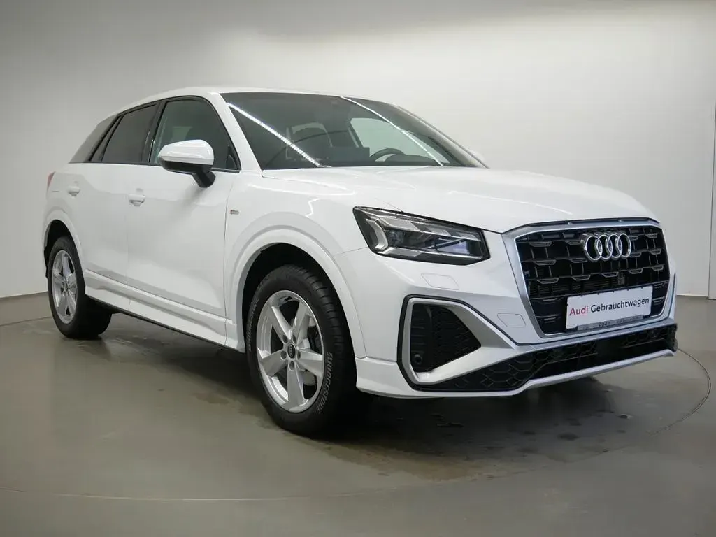 Używany Audi Q2 S-Line 150 KM (110 kW) 2024 Biały SUV