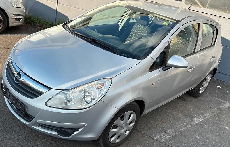 Silber Gebraucht 2009 Opel Corsa Limousine | 3.500 € - Bild 1/4