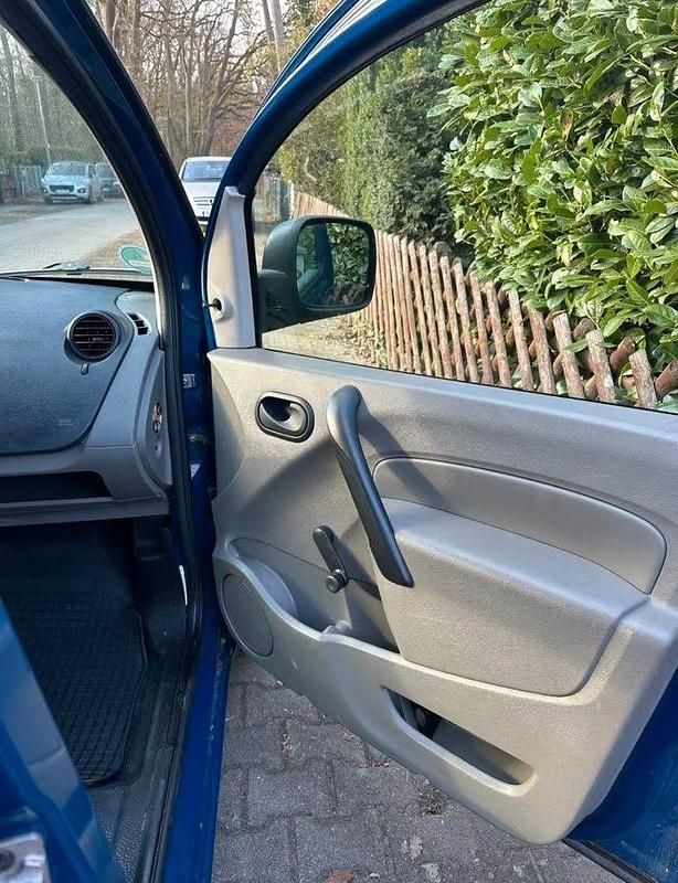 Gebraucht Renault Kangoo 77 PS (56 kW) 2010 Blau Van / Kleinbus