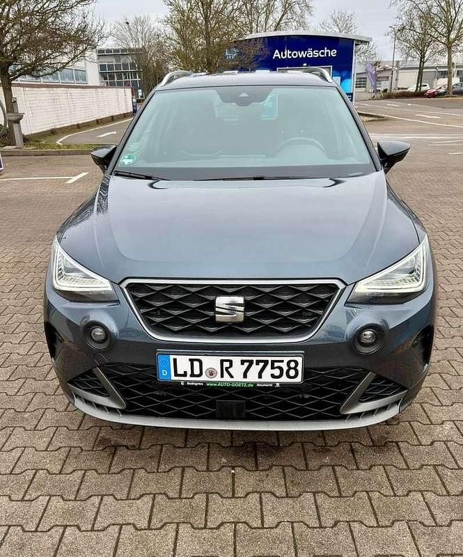 Gebraucht Seat Arona FR 150 PS (110 kW) 2024 Grau SUV