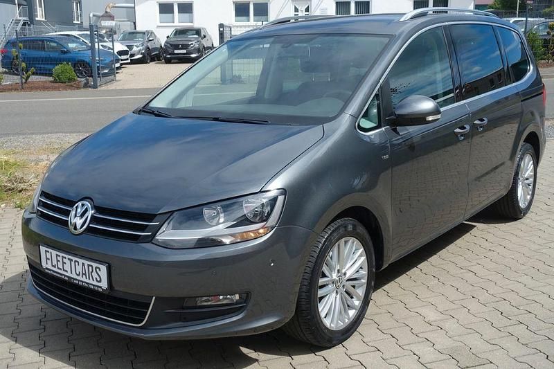 Grau Gebraucht 2014 VW Sharan Cup Van / Kleinbus | 16.800 € (Fairer Preis) - Bild 1/4
