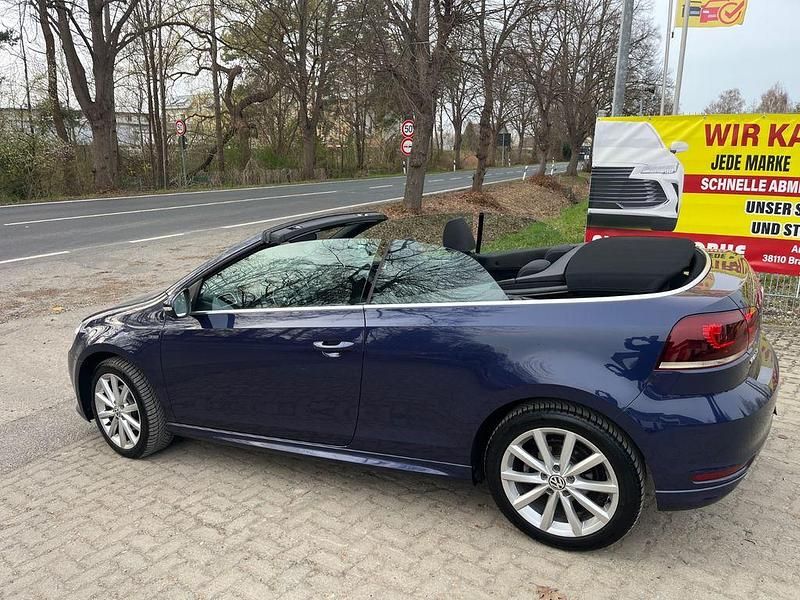 Gebraucht VW Golf Cabriolet LOUNGE 125 PS (91 kW) 2016 Blau Cabrio