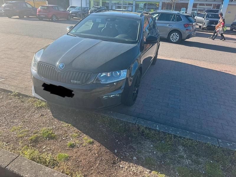 Gebraucht Skoda Octavia RS 184 PS (135 kW) 2015 Schwarz Kleinwagen