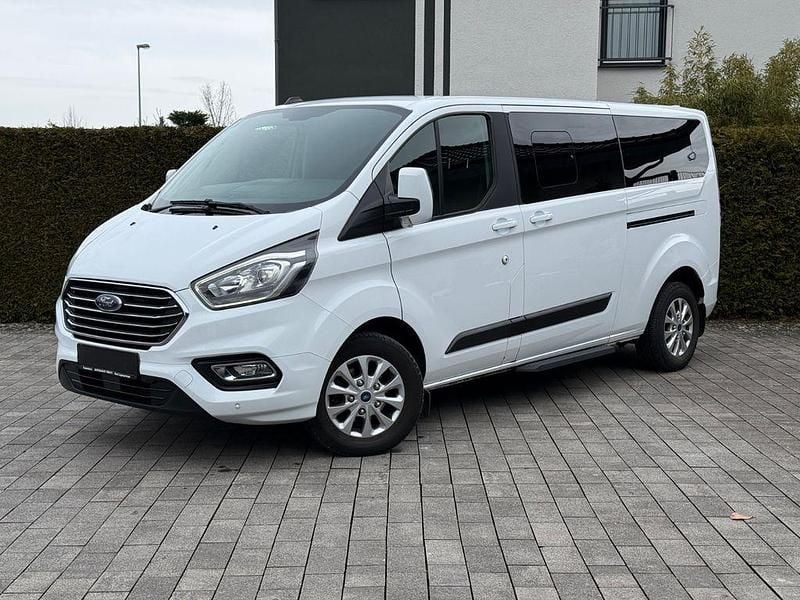Weiß Gebraucht 2020 Ford Tourneo Kombi | 29.800 € (Superpreis) - Bild 1/4